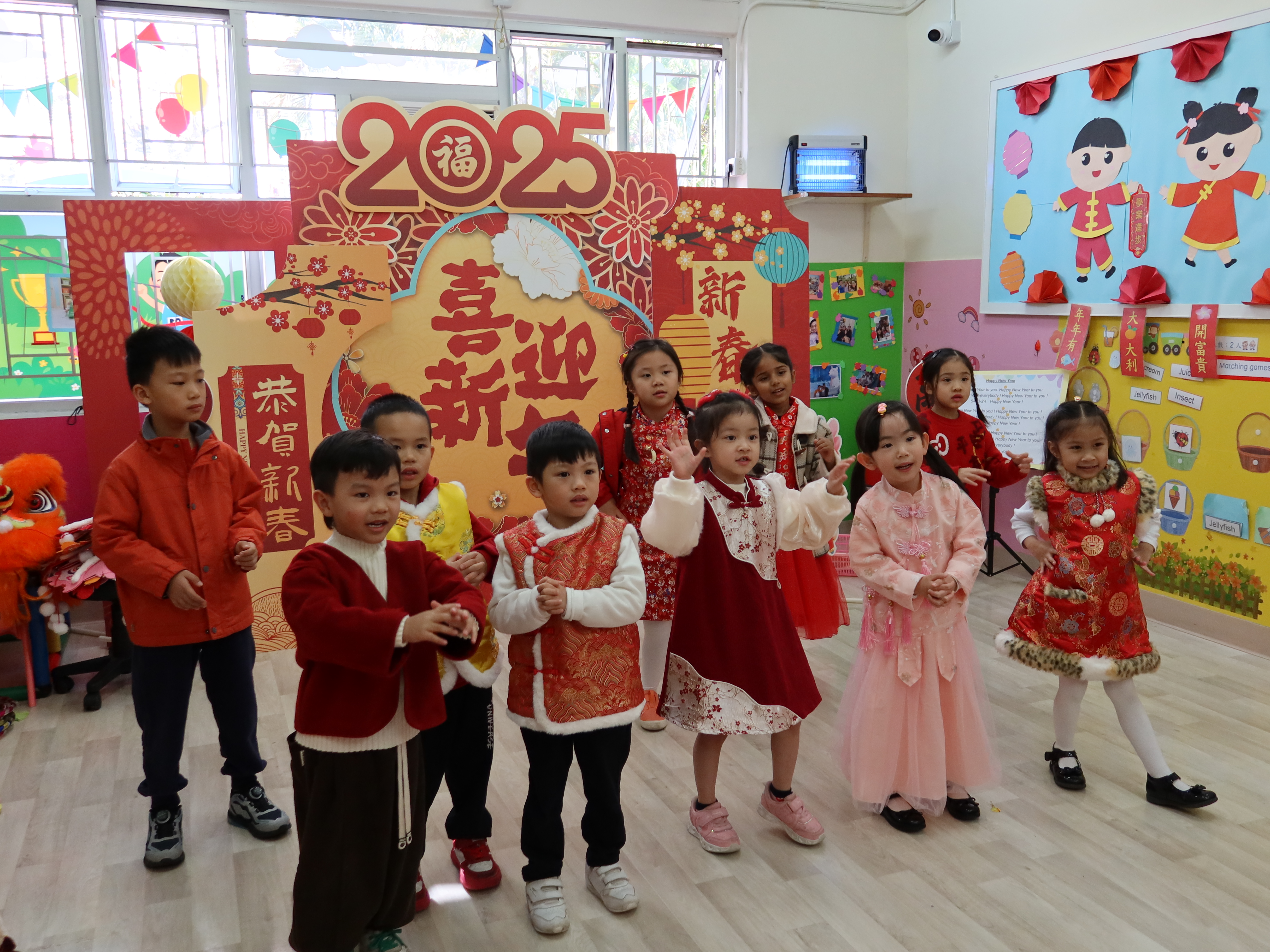 家校同慶迎新春